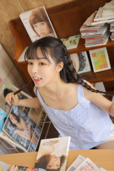 裙子下的野兽